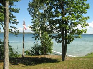 2380 Hawks Pointe Dr, Cheboygan, MI 49721
