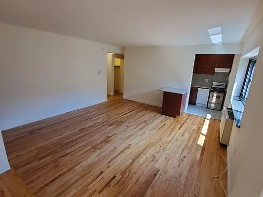 Rented by Station Cities | media 1