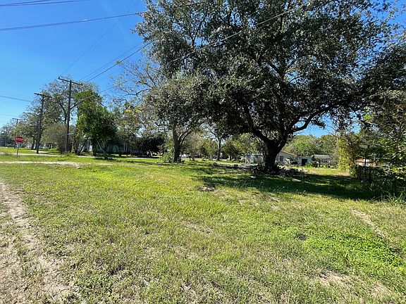 2nd image of 505 N Church
