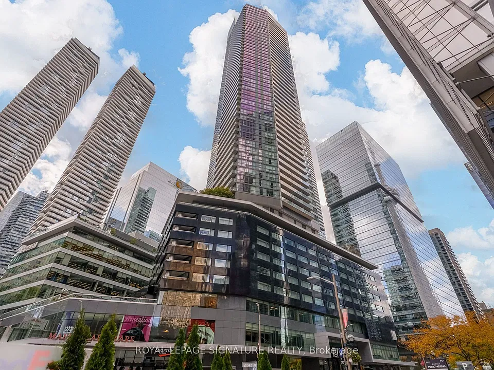 65 Bremner Blvd #4310
