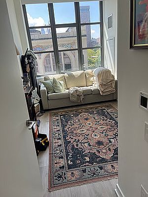 3rd image of 135 York St #543