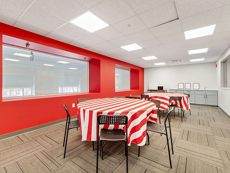Altamont Apartments Limited-Time Special! First Month FREE with Approved Application! — Photo 21