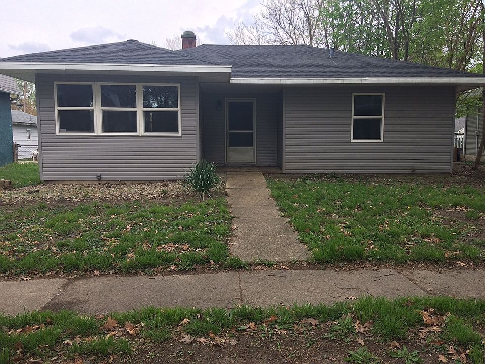 1st image of 308 S Cottage Grove Ave