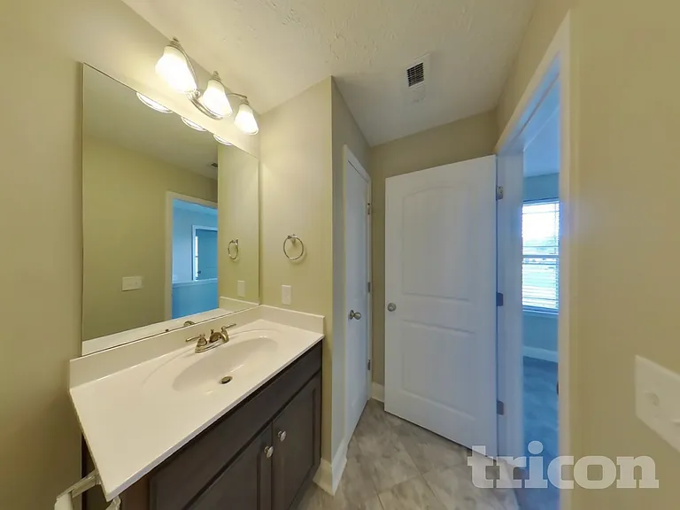 642 Berry Cir — Photo 15