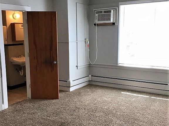 2nd image of 103 Stanton Ave #6976146