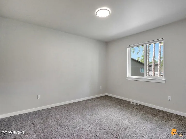 4251 W Ose St — Photo 17