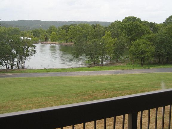3rd image of 250 Lakewood Dr #203