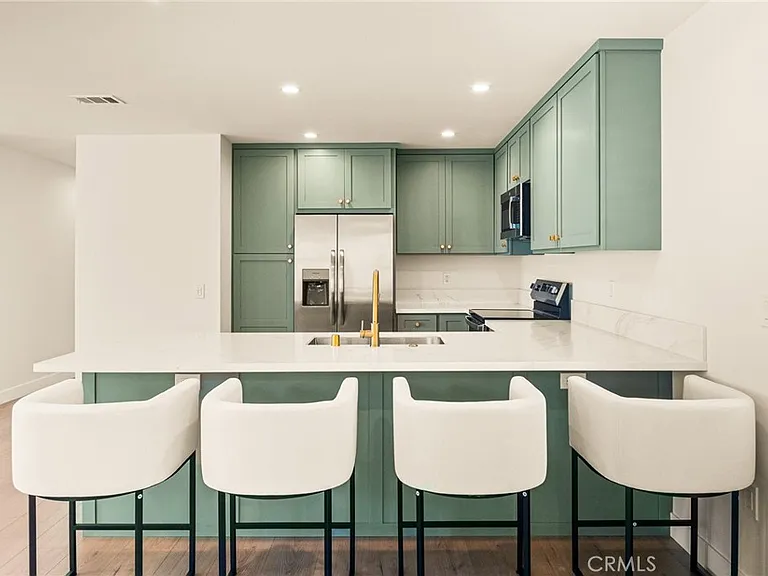 11920 Laurel Ave #A — Photo 5