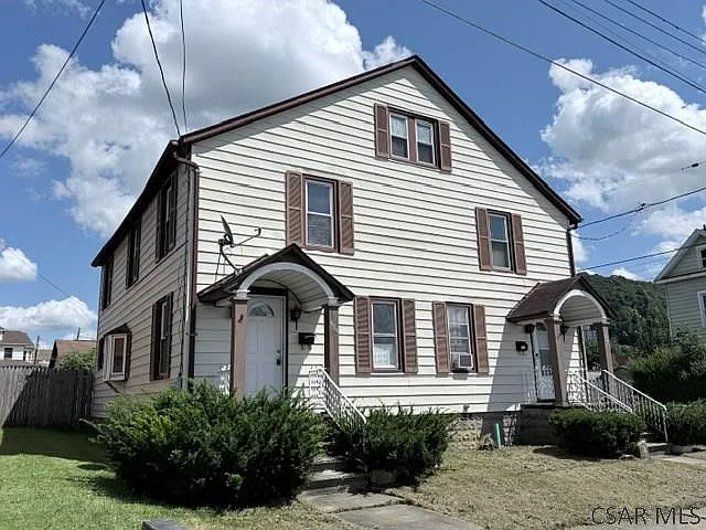 541 Ash St — Photo 33