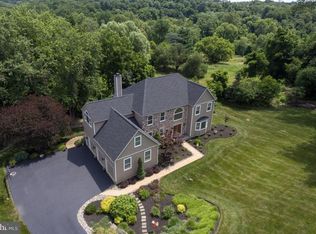 2 Quaker Ln, Glen Mills, PA 19342