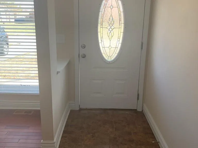 3226 Charter Oak Rd — Photo 2