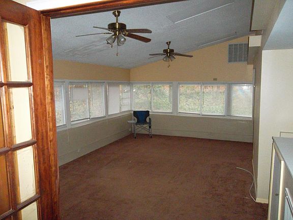 Family room / sunroom
