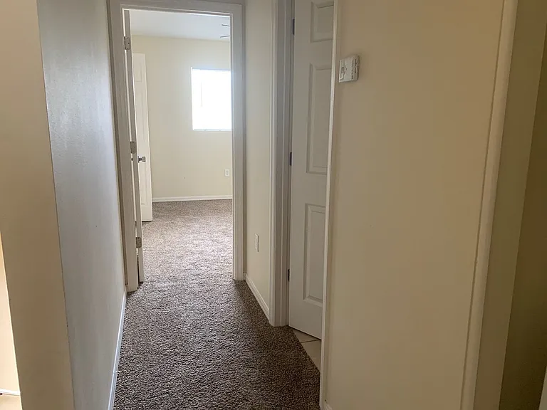 Rainbow Lake Apartments — Photo 20