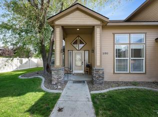 280 E Sunrise Rim Rd, Nampa, ID 83686