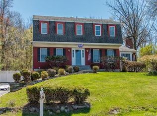 37 Old Minisink Trl, Goshen, NY 10924