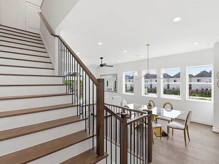 7702 Earl Rudder Way — Photo 28