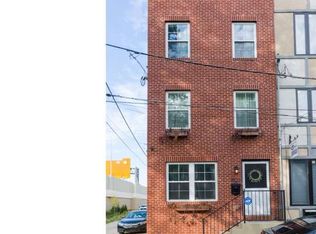 1022 Earl St, Philadelphia, PA