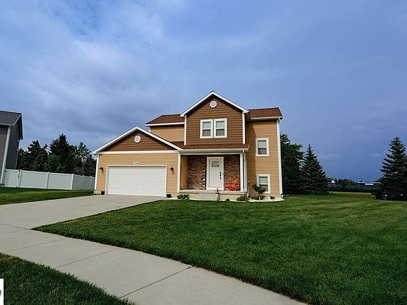5th image of 1541 Batson Pl