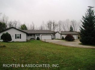 12420 Hibner Rd, Hartland, MI 48353