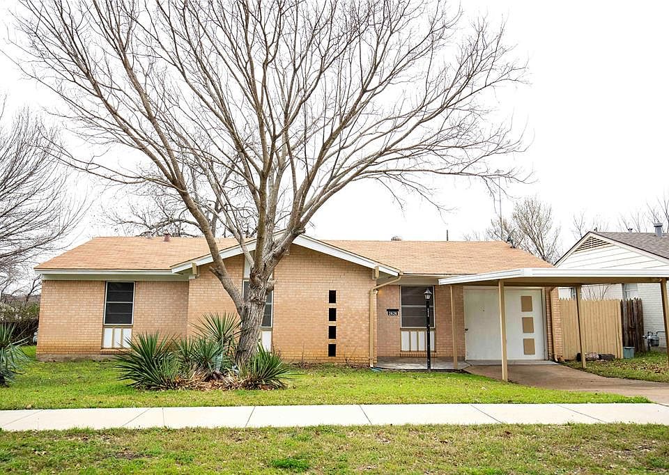 1st image of 2626 Hollandale Cir