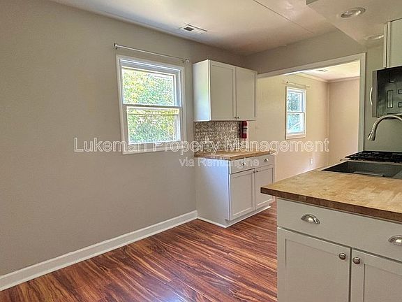 5th image of 217 Wallace Ave