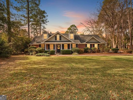 121 Crystal Dr, Rincon, GA 31326