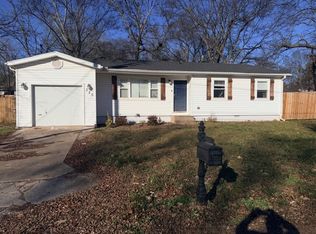 220 W Parks St, Prairie Grove, AR 72753