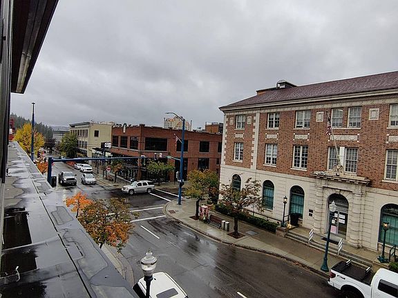 Living room view of 4th st.