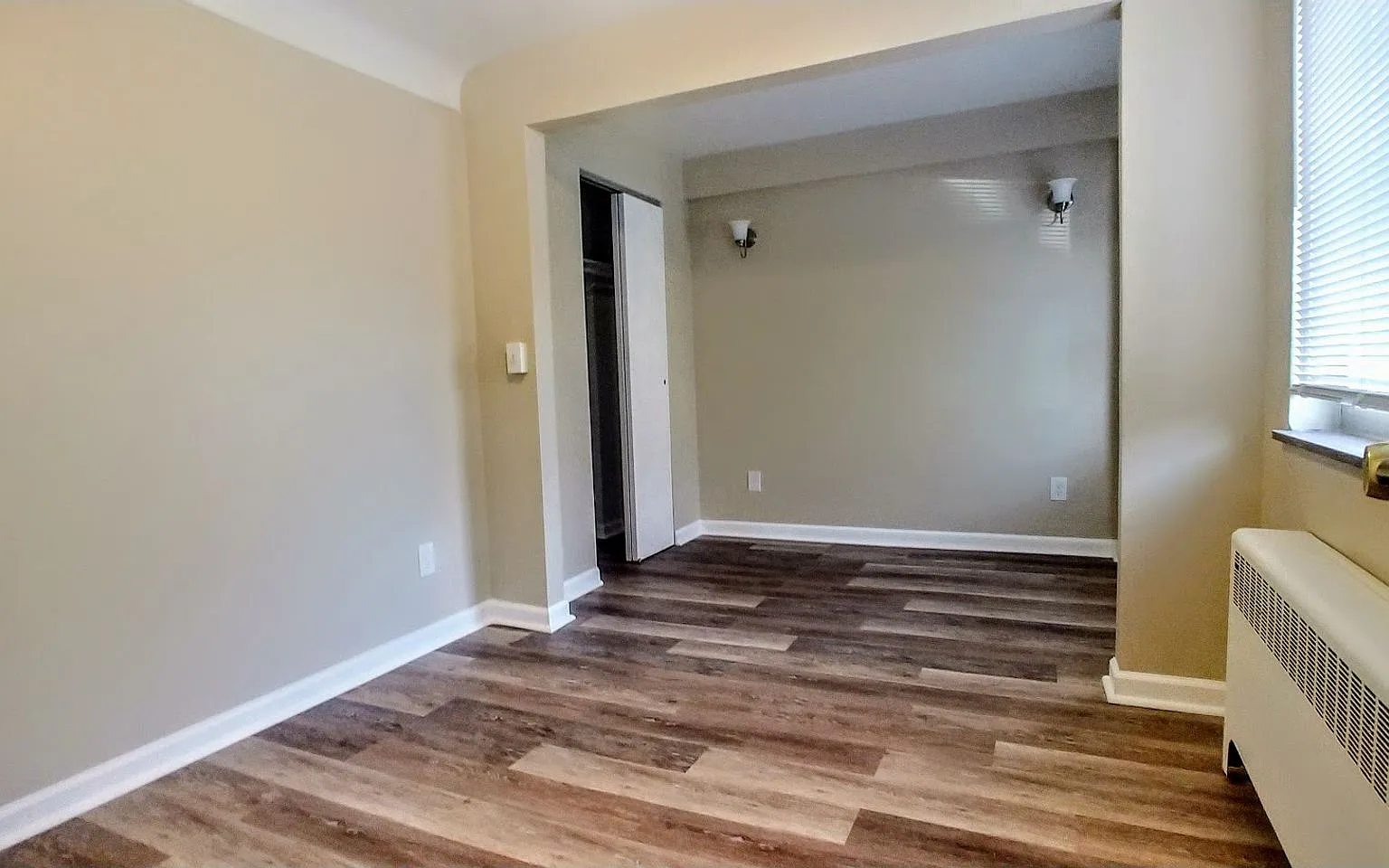 7147 Eastlawn Drive — Photo 2