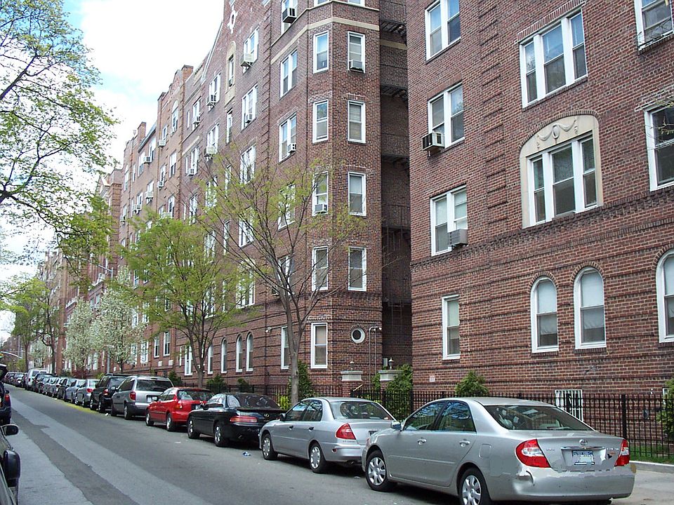2nd image of 3525 95th St APT C3