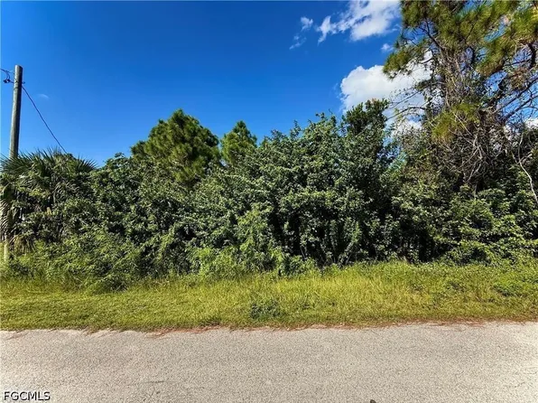 44th St W, Lehigh Acres, FL 33971