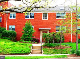 832 S Greenbrier St APT 1, Arlington, VA 22204
