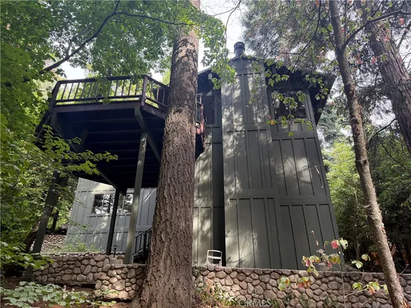 745 Kuffel Canyon Rd, Skyforest, CA 92385