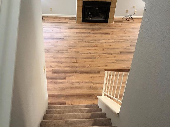 5th image of 806 Santa Monica Ct
