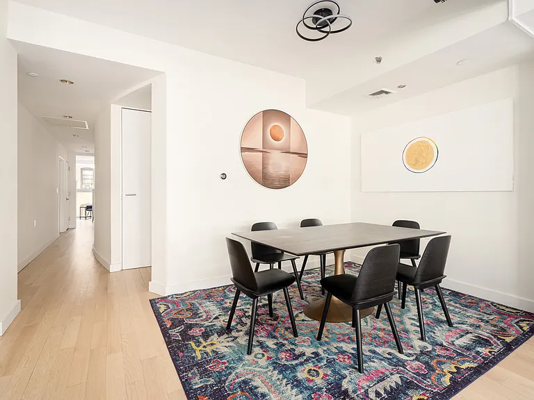 136 W 17th St #5 — Photo 5