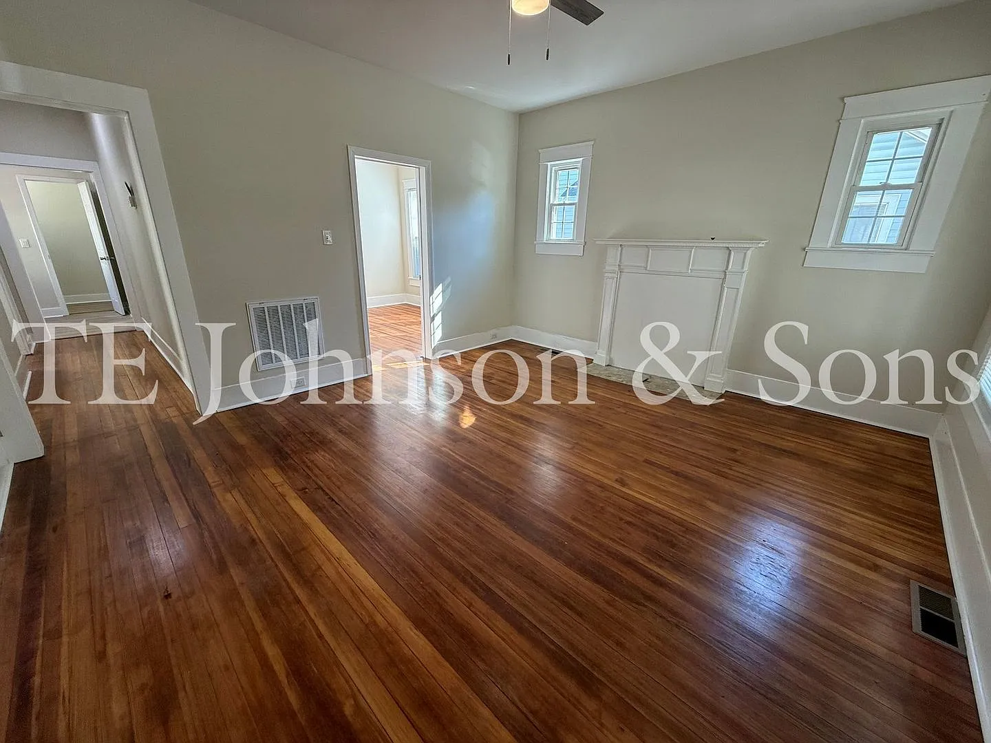 Charming 3-Bedroom Home with Quartz Countertops & Large Backyard — Photo 2
