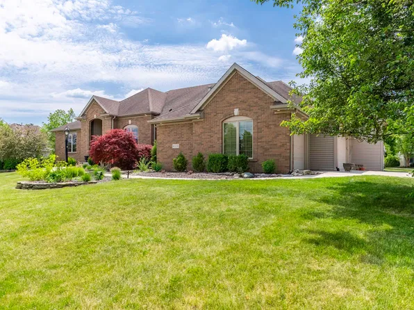 8119 Inverness Lakes Trl, Fort Wayne, IN 46804