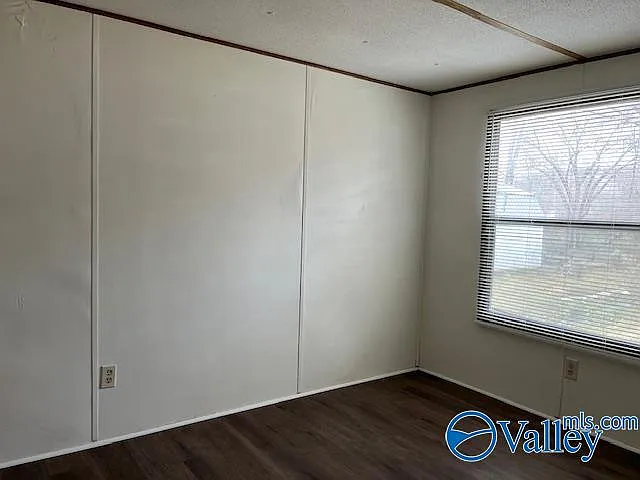 73 Lisa Ln — Photo 13