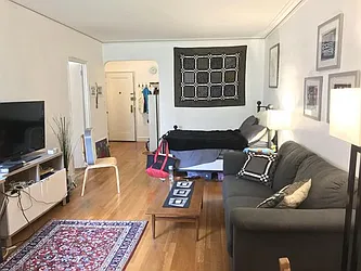 Rented by Triumph Property Group