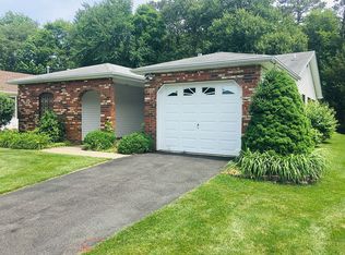 6 Rushmore Dr, Brick, NJ 08724