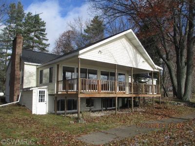 713 W Wigwam Way, White Cloud, MI, 49349