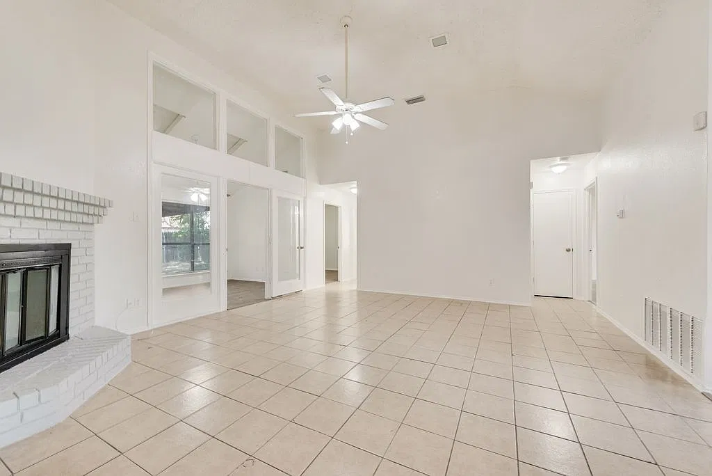 Beautiful Home — Photo 4