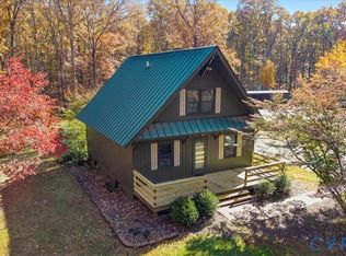 362 Stonewall Rd, New Canton, VA 23123