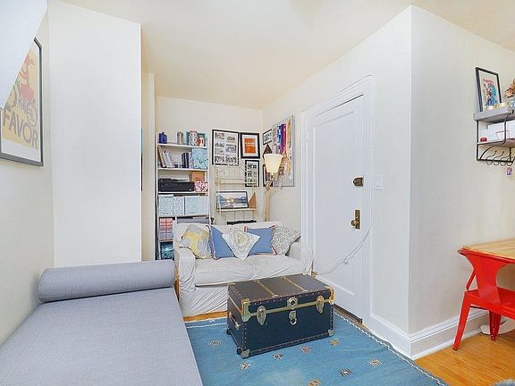 4th image of 357 E 58th St #W3