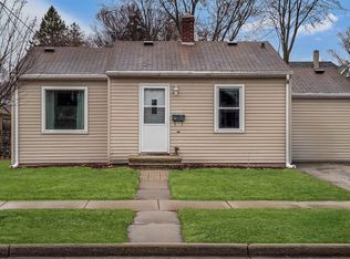406 W Brewster St, Appleton, WI 54911