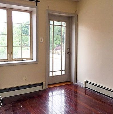 5th image of 251 Tompkins Ave APT 3