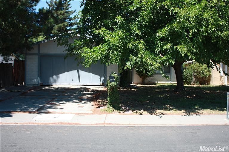2nd image of 5095 Village Star Dr