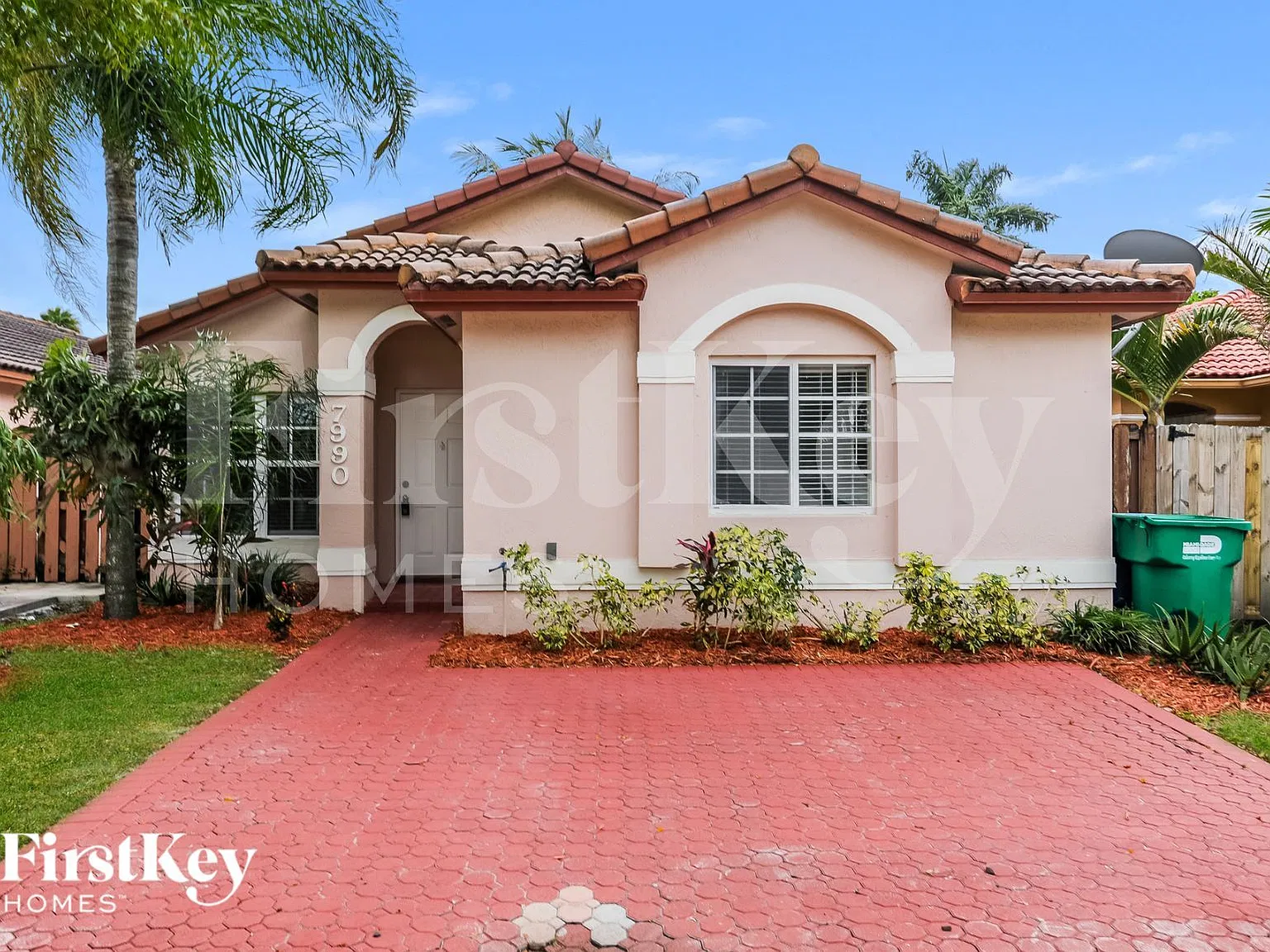 3 bed, 2.0 bath, 1147 sqft, $3,385 — Photo 1