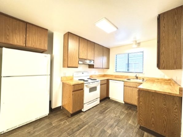 548 Bancroft Ave #302
