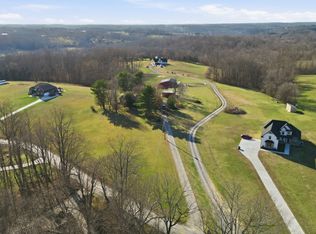 6498 N Mount Pleasant Rd, Greenbrier, TN 37073